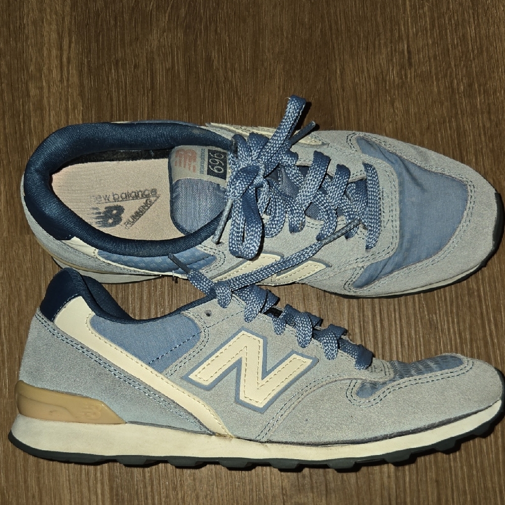 New Balance 696 Sneakers